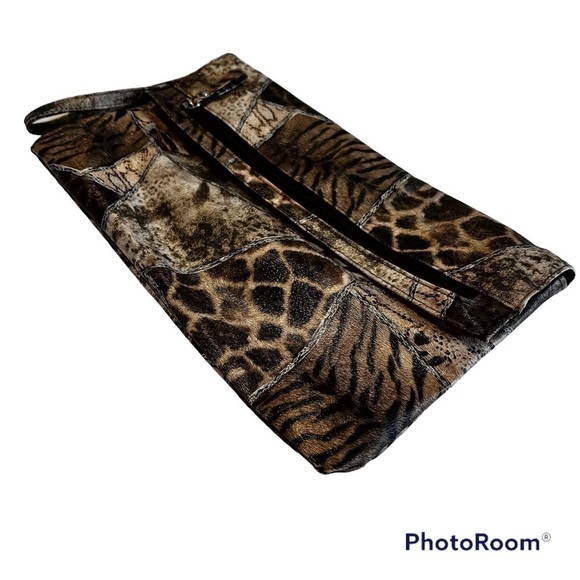 Animal print clutch purse - Picture 5 of 10